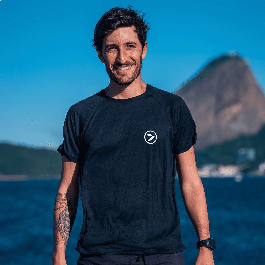 Camiseta Masculina Julia Sette Pace - Preta