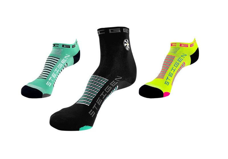 Meias esportivas estilosas em diversas cores